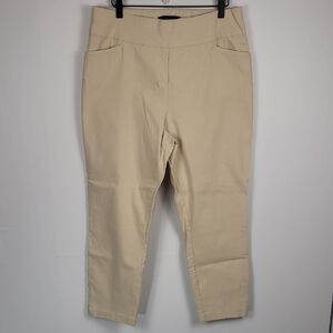 NY&C Beige Cropped Capri Elastic Waist Stretch Pants